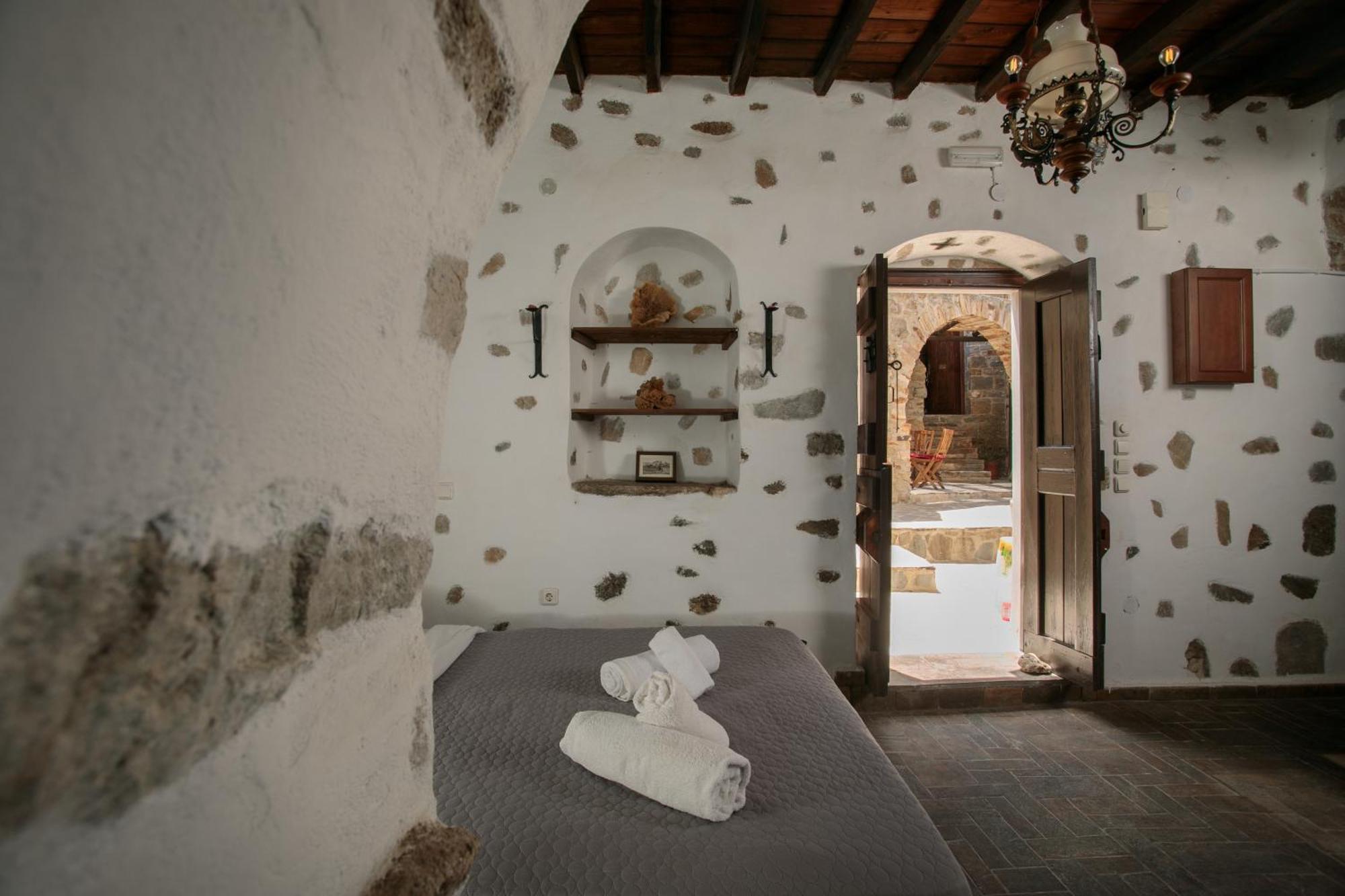 Villa Halaros Castle Glinado Naxos Exterior foto