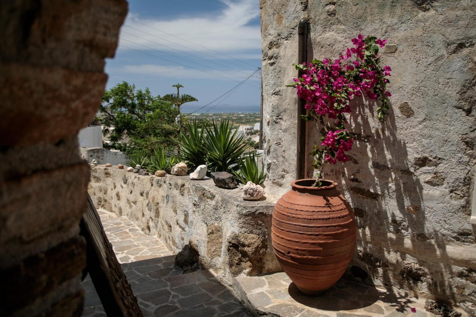 Villa Halaros Castle Glinado Naxos Exterior foto